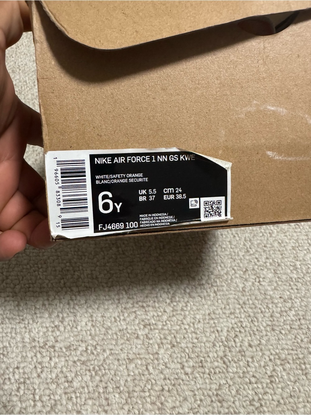 Nike Kids' Air Force 1 Sneakers - White / Safety Orange (6Y)